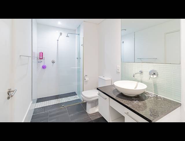 1 BEDROOM APARTMENT TO LET IN CAPE TOWN CITY CENTRE